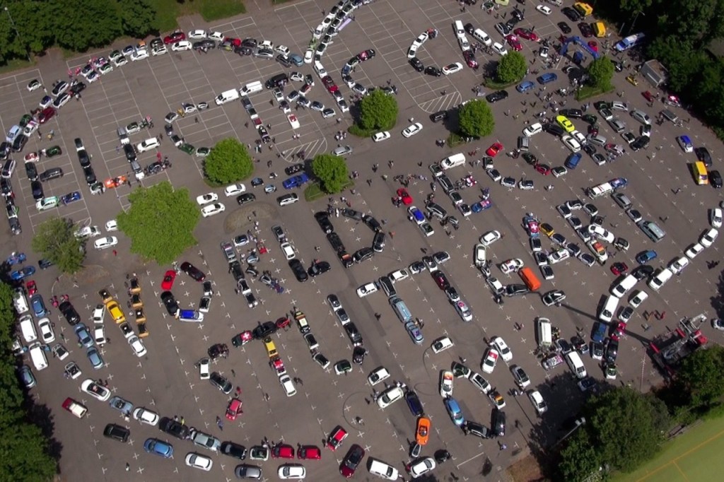 Luftaufnahme des gelungenen Elektroauto-Weltrekords  Foto: WAVE 2014